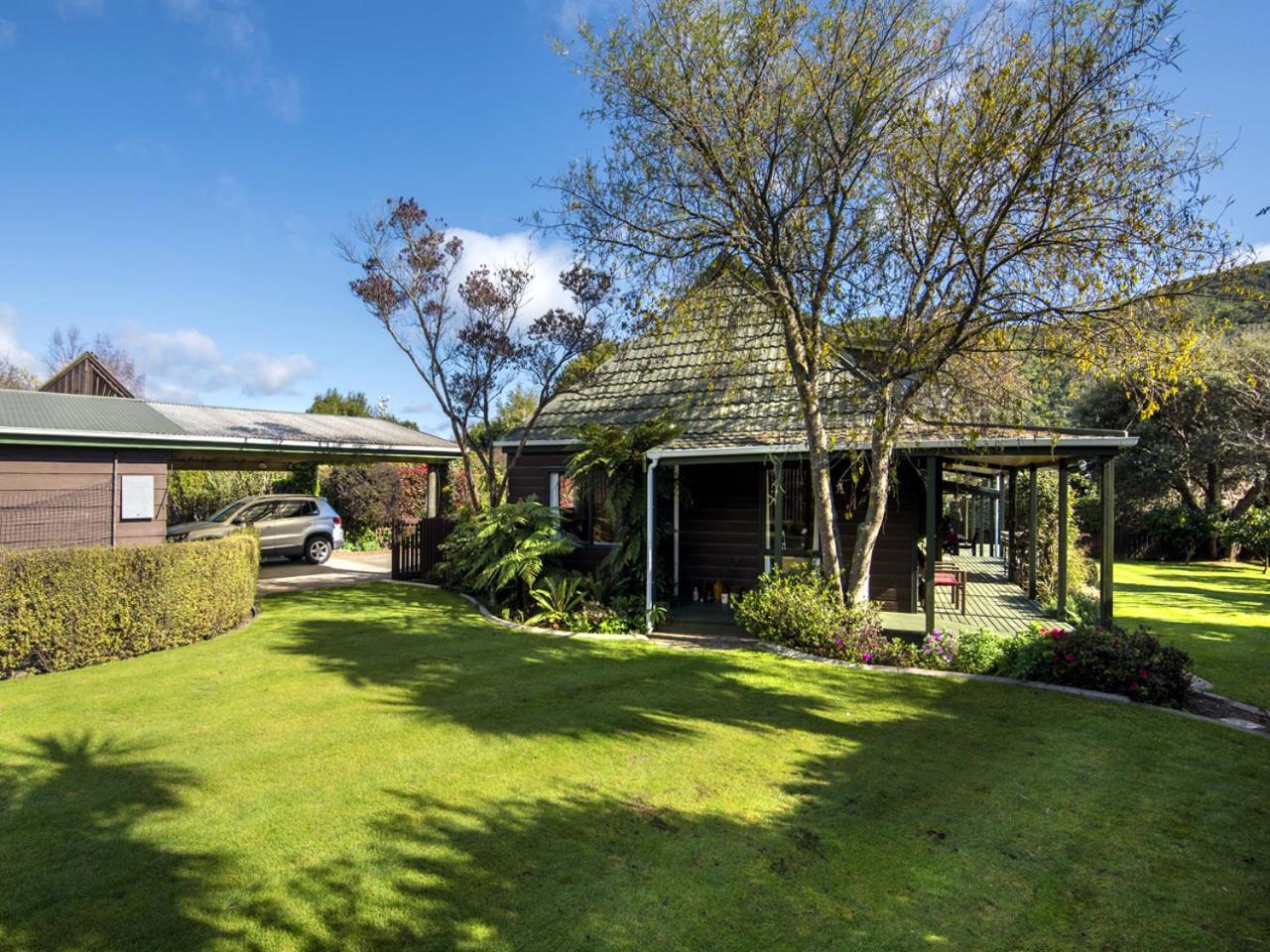 Mulberry House Bed and Breakfast Picton Esterno foto